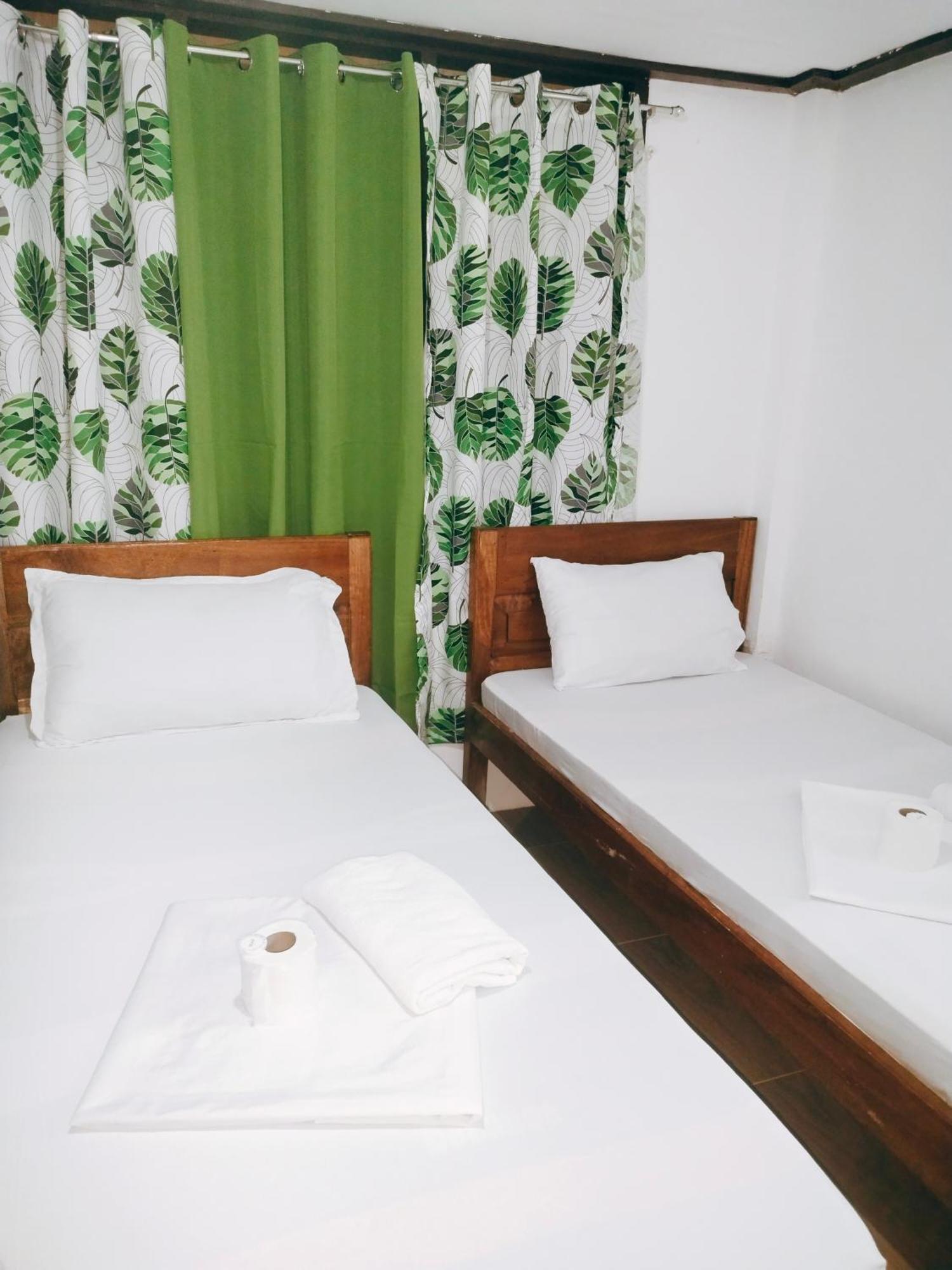 Ziah'S Guest House San Vicente  Room photo